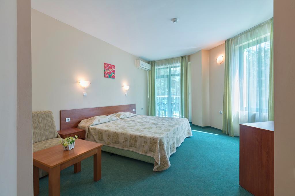 Hotel L&B- Free Parking Slântsjev Brjag Eksteriør bilde